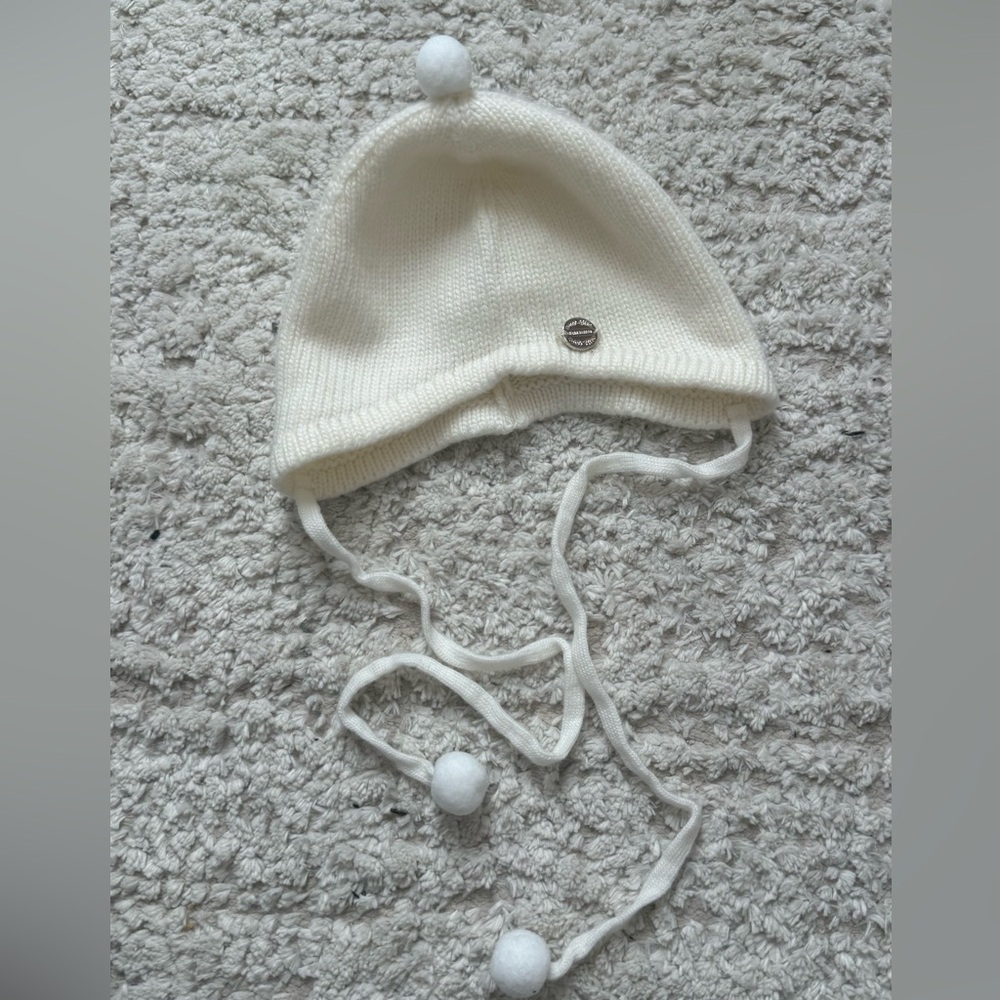 Cashmere Cozy White Knit baby Hat - Picture 7 of 8